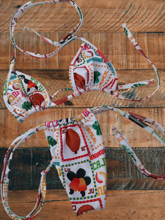 🌊 Biquíni Cortininha Farmety – Delicadeza moderna para um verão inesquecível✨